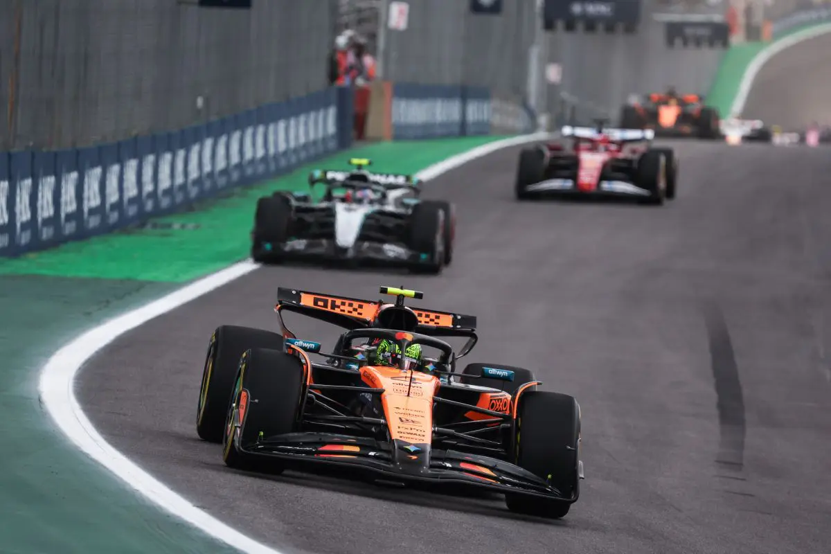 Norris vince in Brasile, Antonelli 2° e Verstappen 3° partendo da pit lane - 