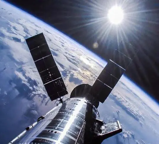 Musk “Costellazioni di satelliti per gestire il riscaldamento terrestre” - 