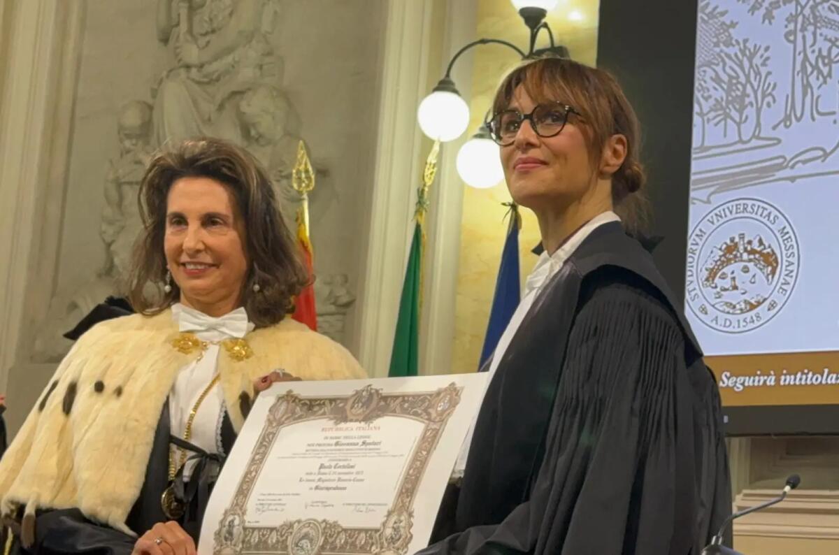 Paola Cortellesi riceve la Laurea honoris causa in Giurisprudenza all’Università di Messina - 