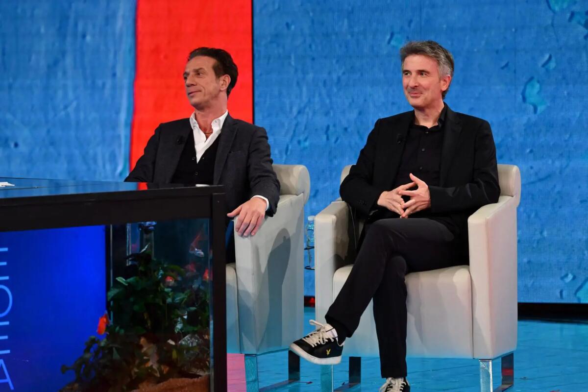 Dal 5 dicembre su Netflix la miniserie di Ficarra e Picone “Sicilia Express” - 