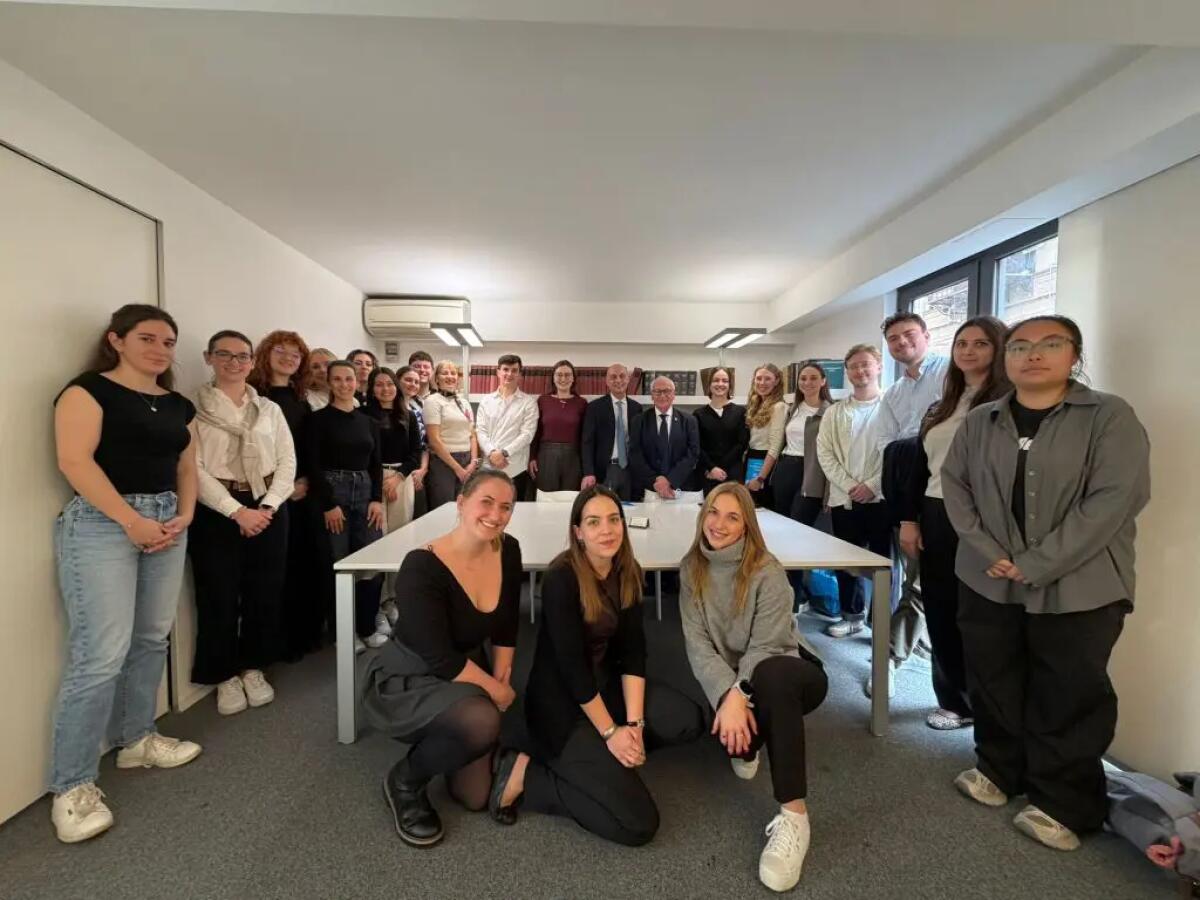 Confronti e studi con 24 praticanti avvocati tedeschi allo Studio Legale Palmigiano e Associati - 