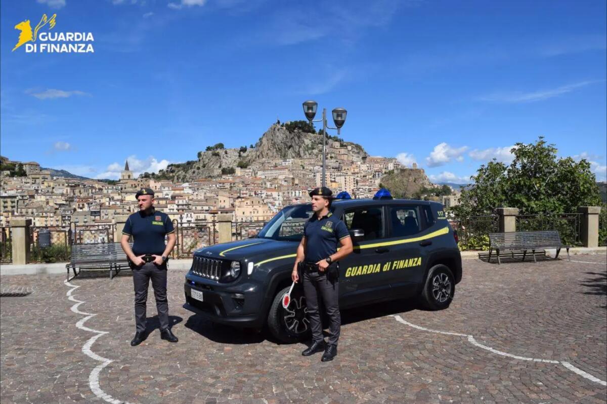 Reddito di Cittadinanza e Assegno di Inclusione indebitamente percepiti, 62 persone denunciate a Enna - 