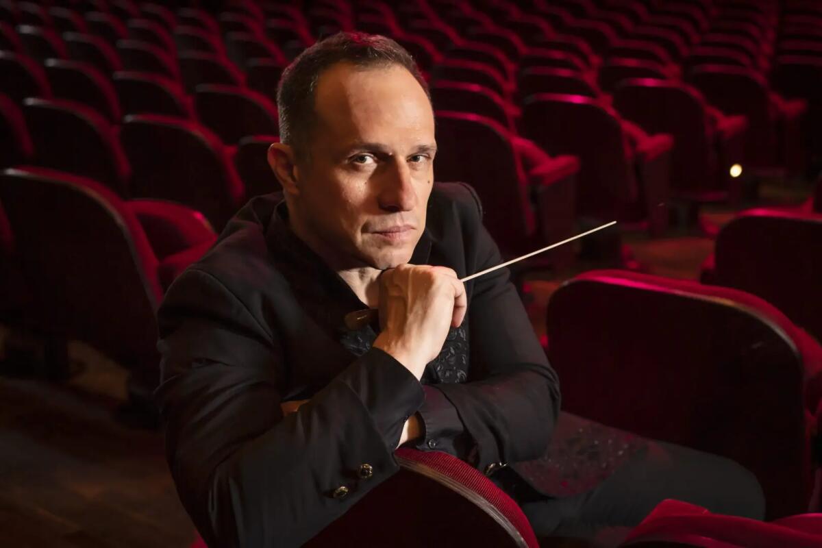 Giampaolo Bisanti sul podio dell’Orchestra Sinfonica Siciliana di Palermo - 