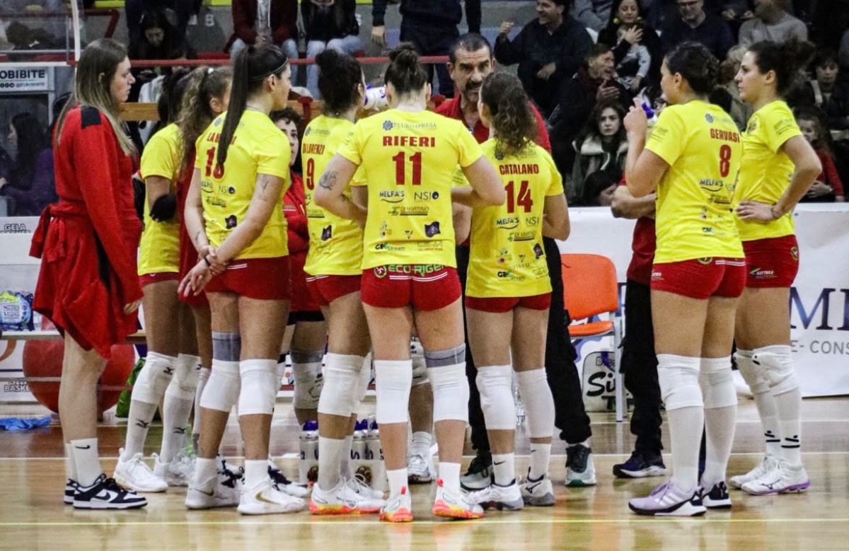 Serie B2, l’Ecorigen cede al tie-break in casa della Volley Valley Catania - 