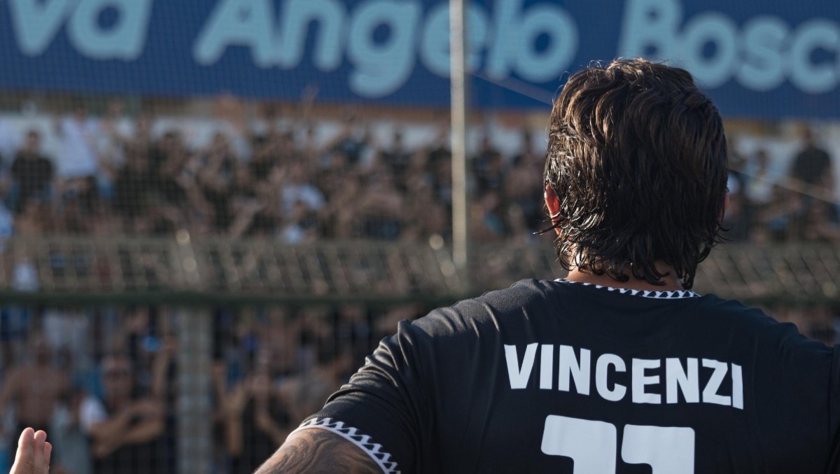 Il centrocampista goleador Vincenzi lascia il Gela - 