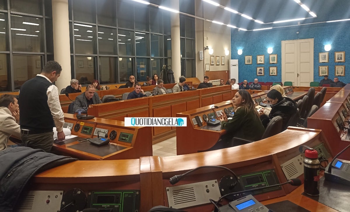 Consiglio approva interesse pubblico per nuovo centro raccolta sangue: poi rinvio  - 