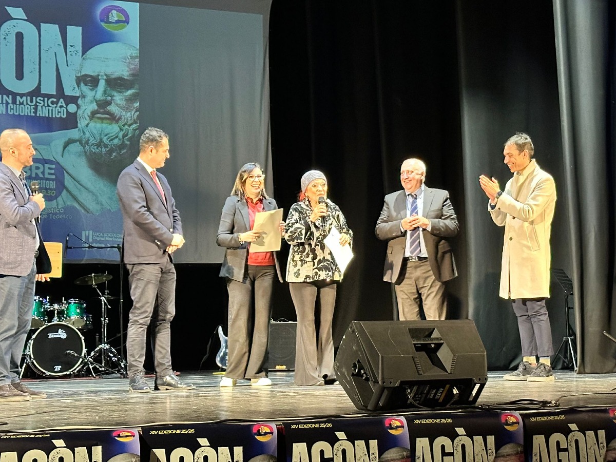 All’Agòn 2025 conferita la cittadinanza onoraria a Silvana Grasso  - 