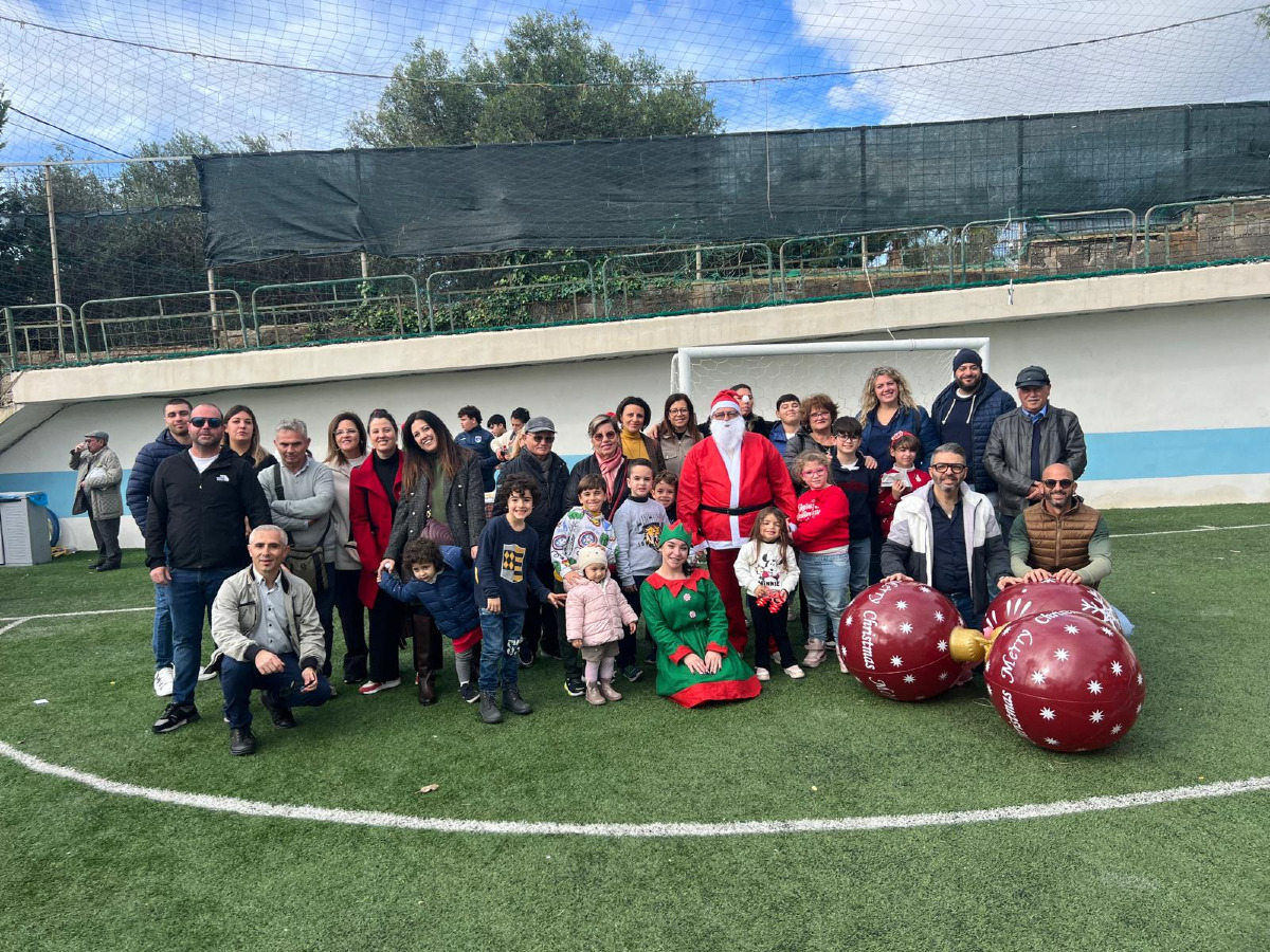 Babbo Natale ha incontrato i più piccoli, a Manfria iniziativa per i bambini