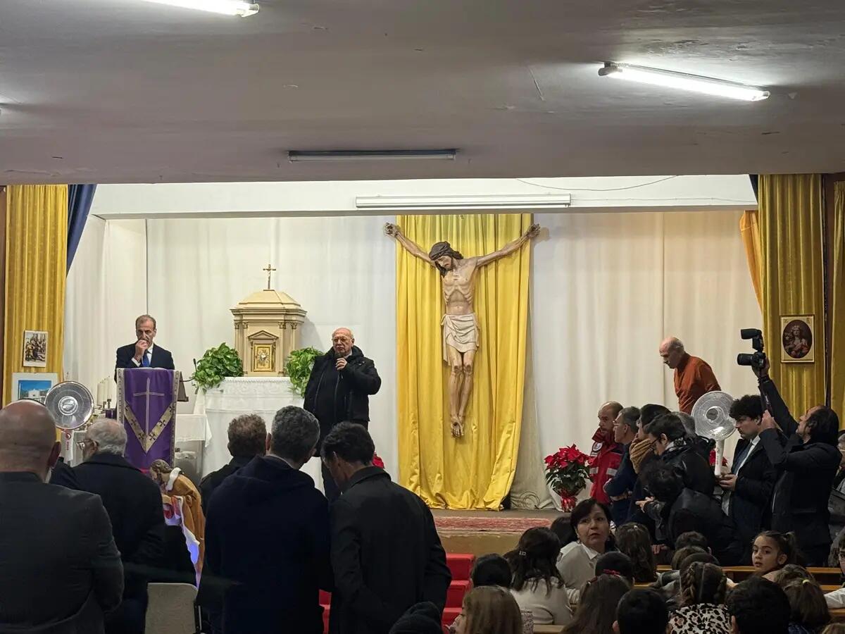 Palermo, torna a Borgo Nuovo Crocifisso restaurato. Mantovano “Avanti con modello Caivano”, Schifani “Lavorare per le periferie” - 