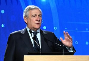Ucraina, Tajani “Sosteniamo il tentativo Usa, continuano gli aiuti a Kiev” - 