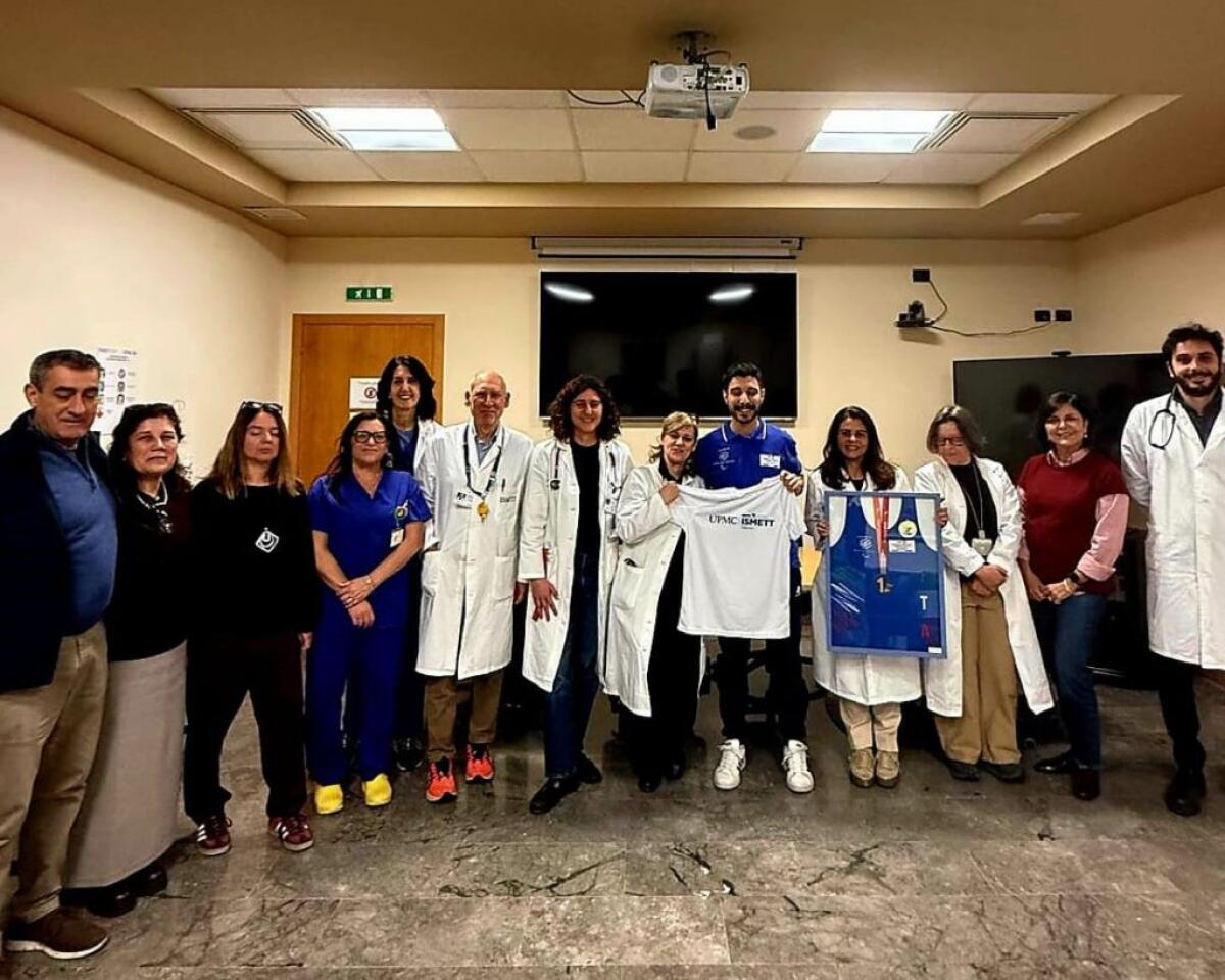 Atleta trapiantato consegna all’Ismett di Palermo la medaglia vinta ai mondiali - 