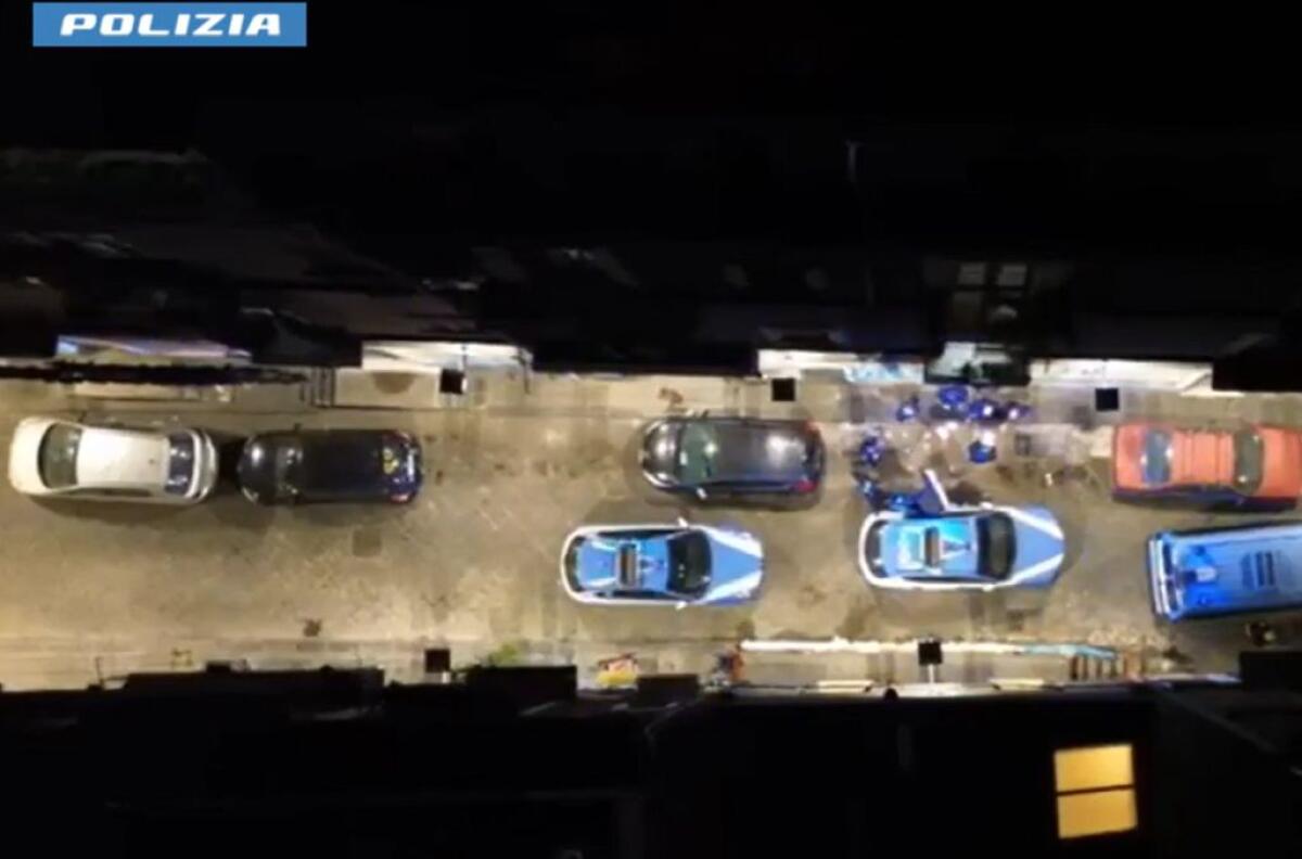 Spaccio di droga ed estorsioni, 38 misure cautelari a Catania - 