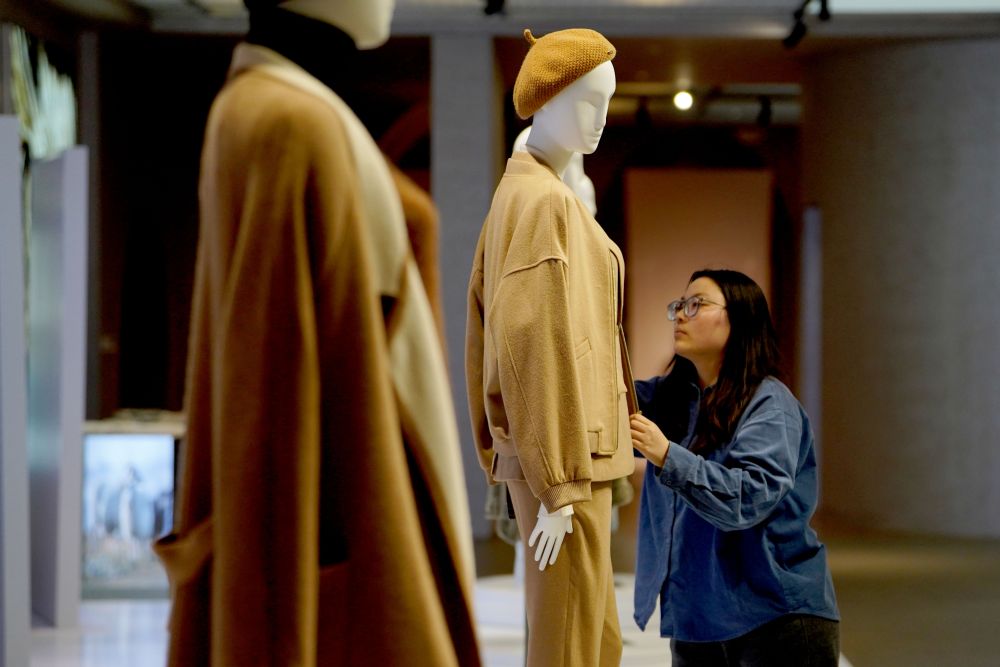 Cina, l’industria del cashmere è sempre più tecnologica - 