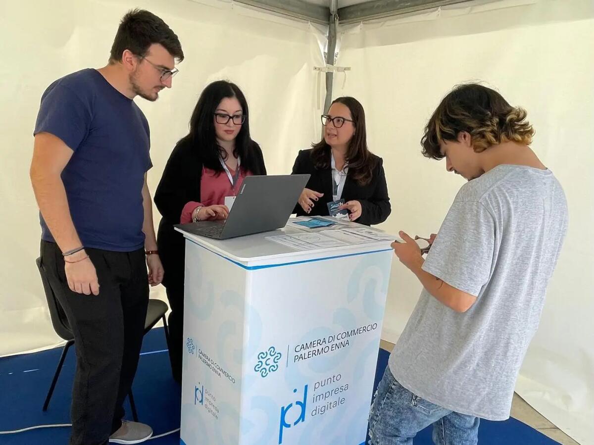 Camera di Commercio, Infopoint del Punto Impresa Digitale al “Natale Arberesche” di Piana degli Albanesi - 