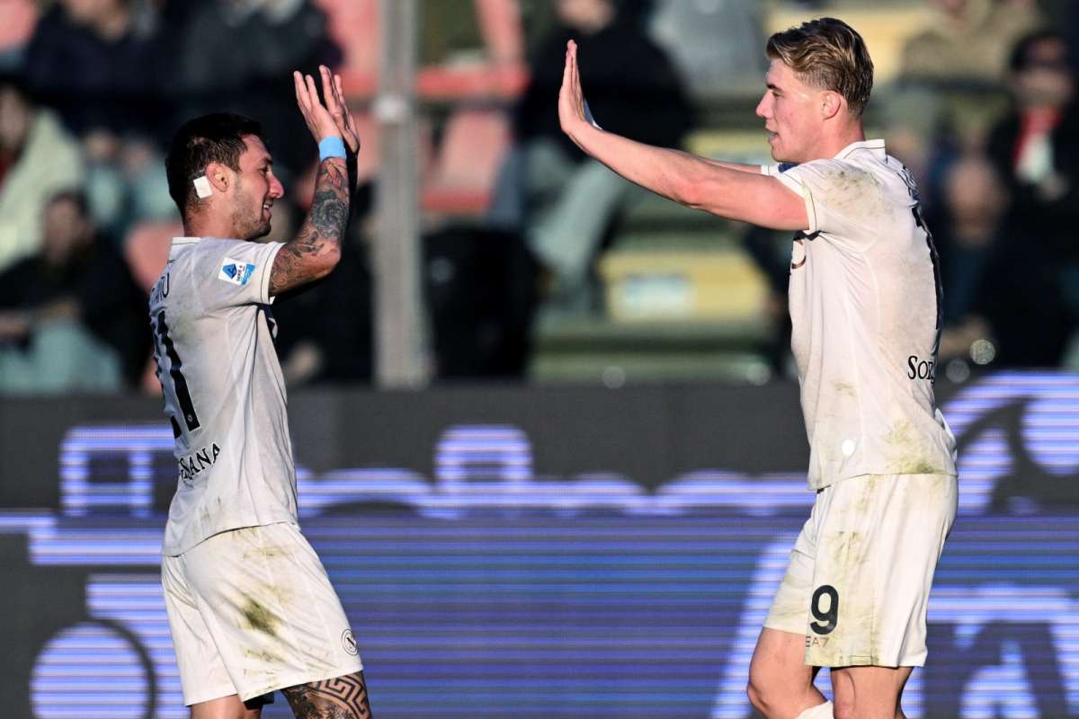 Il Napoli torna a vincere in trasferta, doppietta di Hojlund e Cremonese ko - 