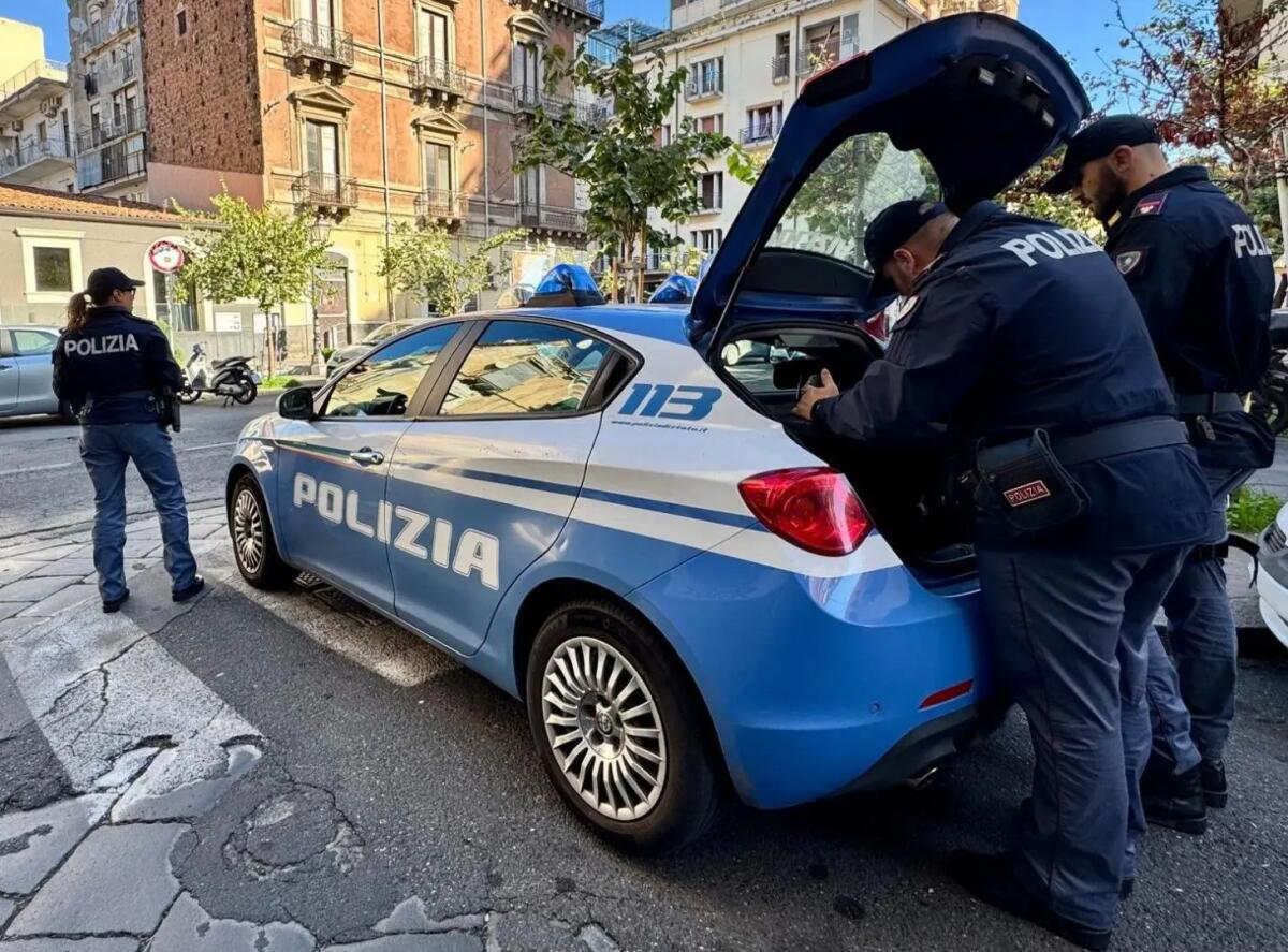 Furibonda lite tra parenti in un supermercato a Catania, un arresto e due denunce - 
