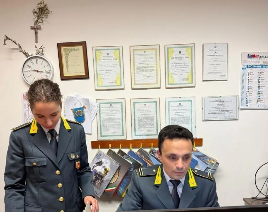 Maxi frode Iva nelle telecomunicazioni, imprenditore ai domiciliari a Roma - 