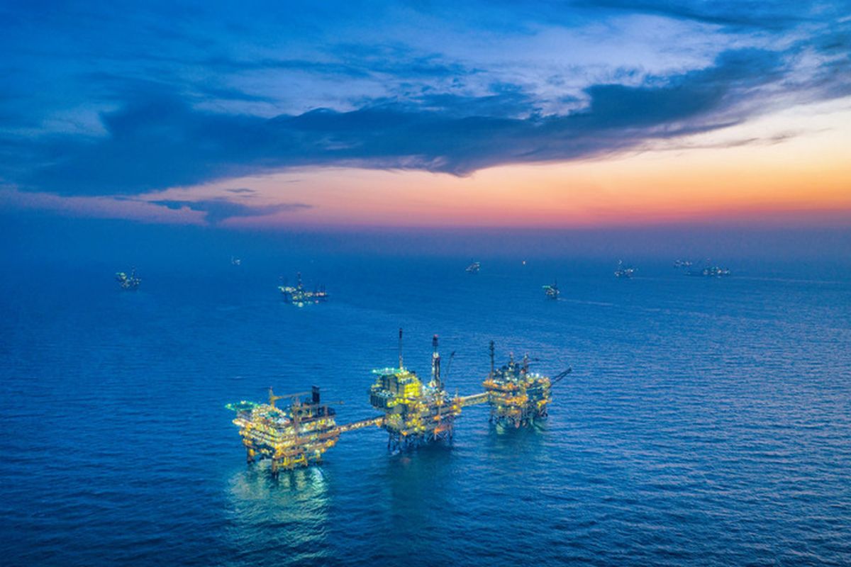 Cina, il più grande giacimento offshore registra una produzione record di petrolio e gas - 