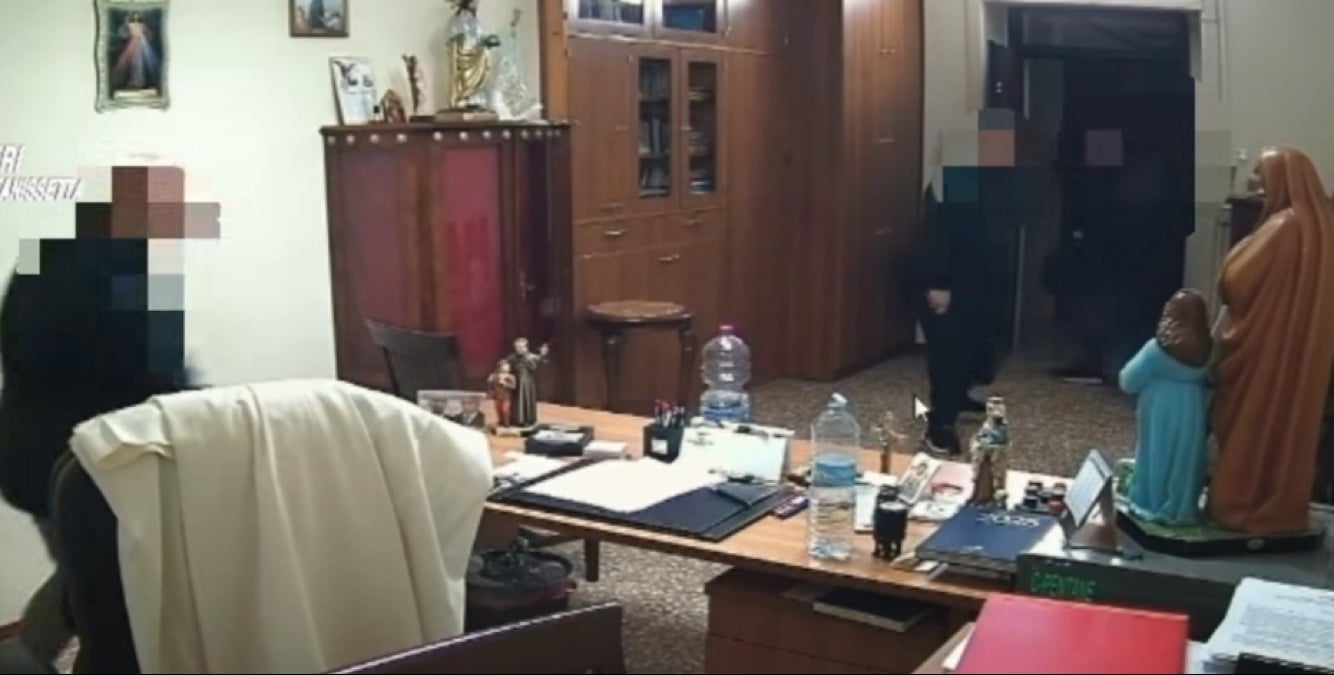 Coltellate a don Nunzio Samà, accertamenti condotti anche dal Ris: giovane detenuto - 