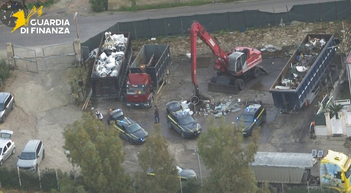 Indagine sulla raccolta e lo smaltimento del ferro, i sequestri ammontano a due milioni di euro  - 