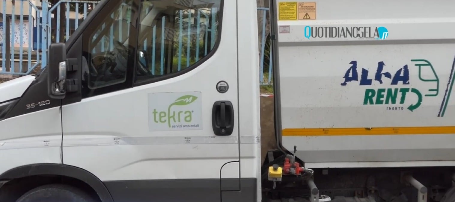 Rifiuti e corruzione, i servizi aggiuntivi e il Pef senza due milioni e mezzo: "Acquisire relazioni e note" - 