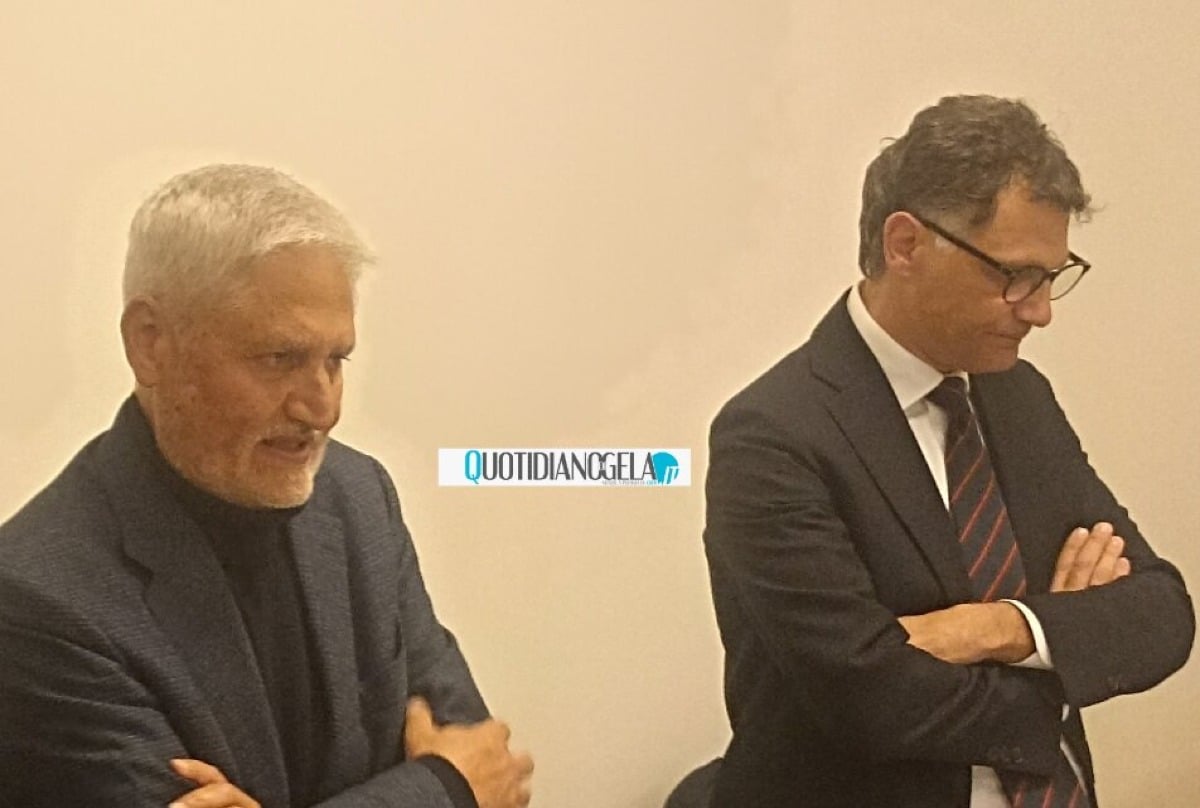 Inchiesta corruzione, Barbagallo: "Questione etica e morale non più rinviabile" - Barbagallo insieme al segretario cittadino Pd Giuseppe Arancio