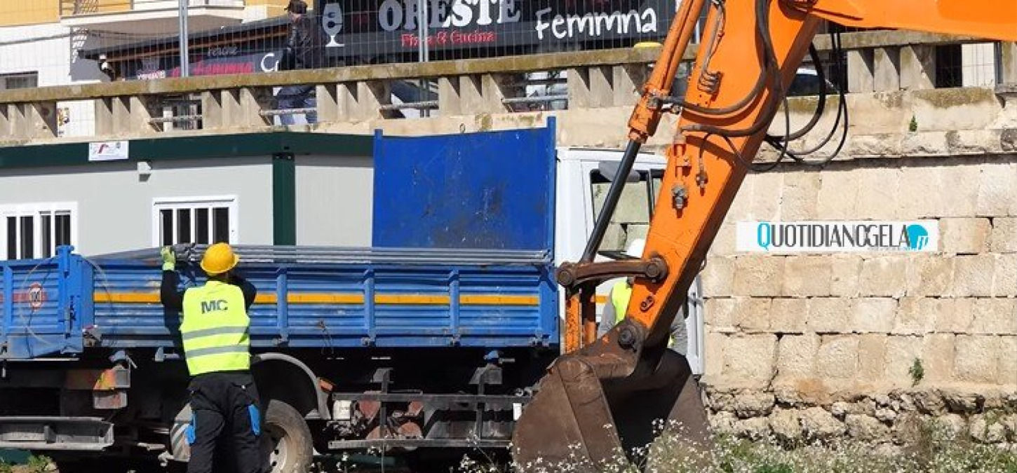 Cantiere lungomare, dopo lungo stop lavori verso la ripresa - 