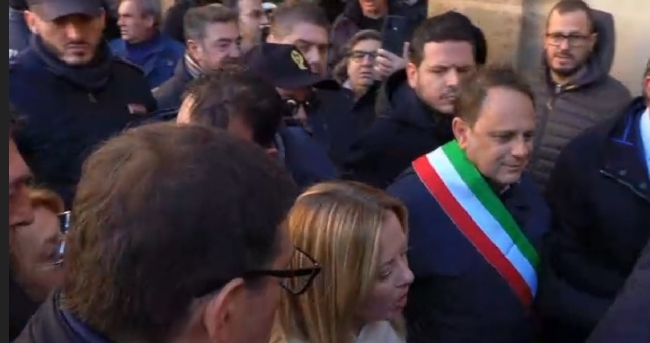 Niscemi, sopralluogo con Meloni: vertice in Comune  - 