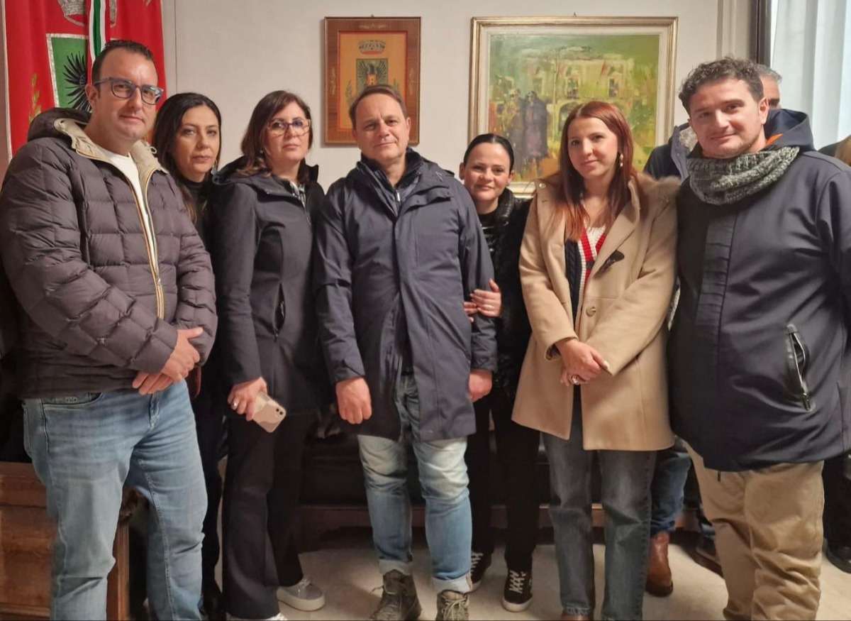 Una delegazione del consiglio comunale in visita a Niscemi, "siamo a disposizione della comunità niscemese" - 