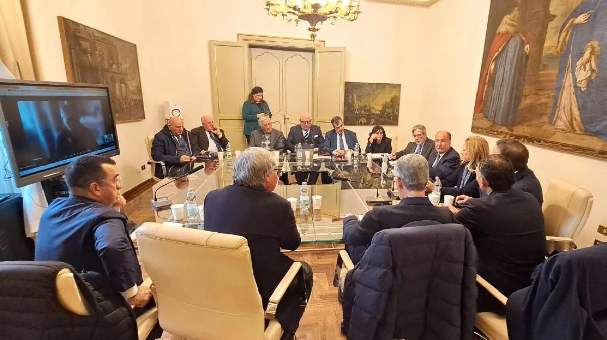 Maltempo, Schifani insedia la cabina di regia operativa: “Procedure semplificate per erogazione contributi” / Video - 