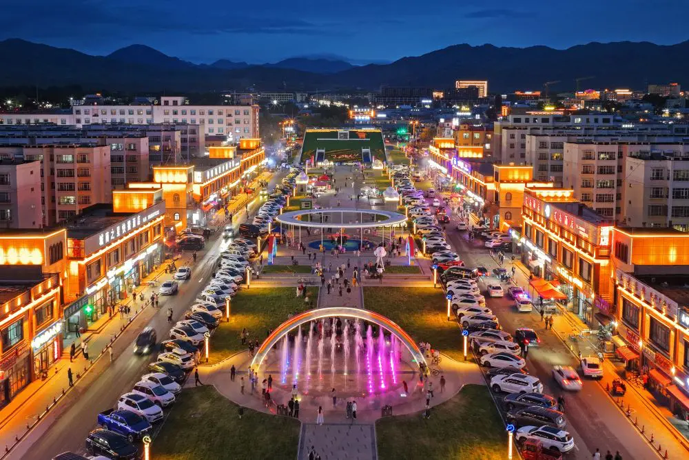 Fondi da tutta la Cina per lo sviluppo della regione autonoma dello Xinjiang - 