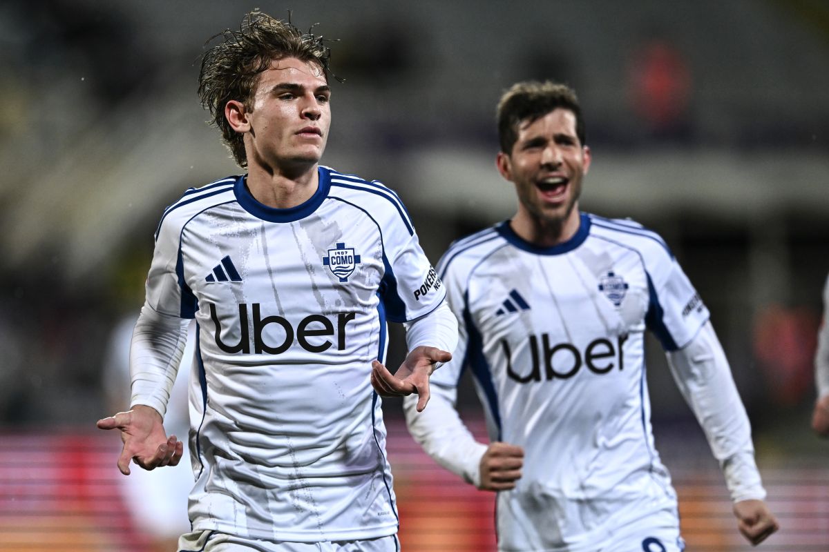 Il Como vince 3-1 in rimonta a Firenze, ai quarti contro il Napoli - 