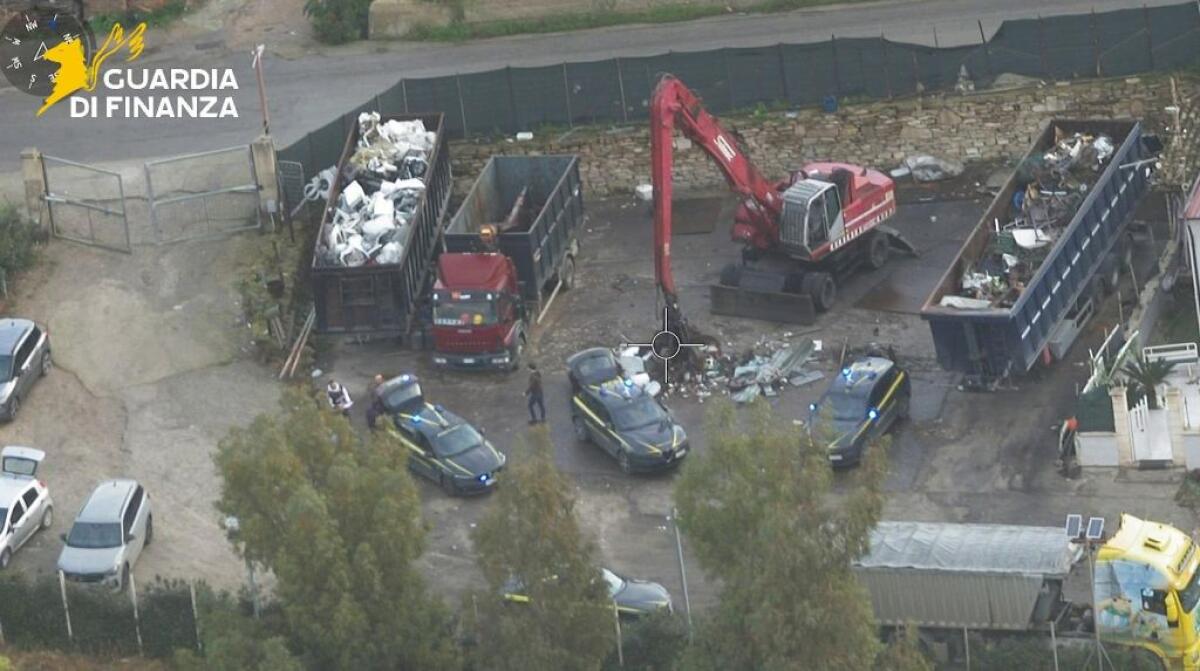 Traffico illecito di rifiuti, sequestrati beni per 2 milioni a Caltanissetta - 