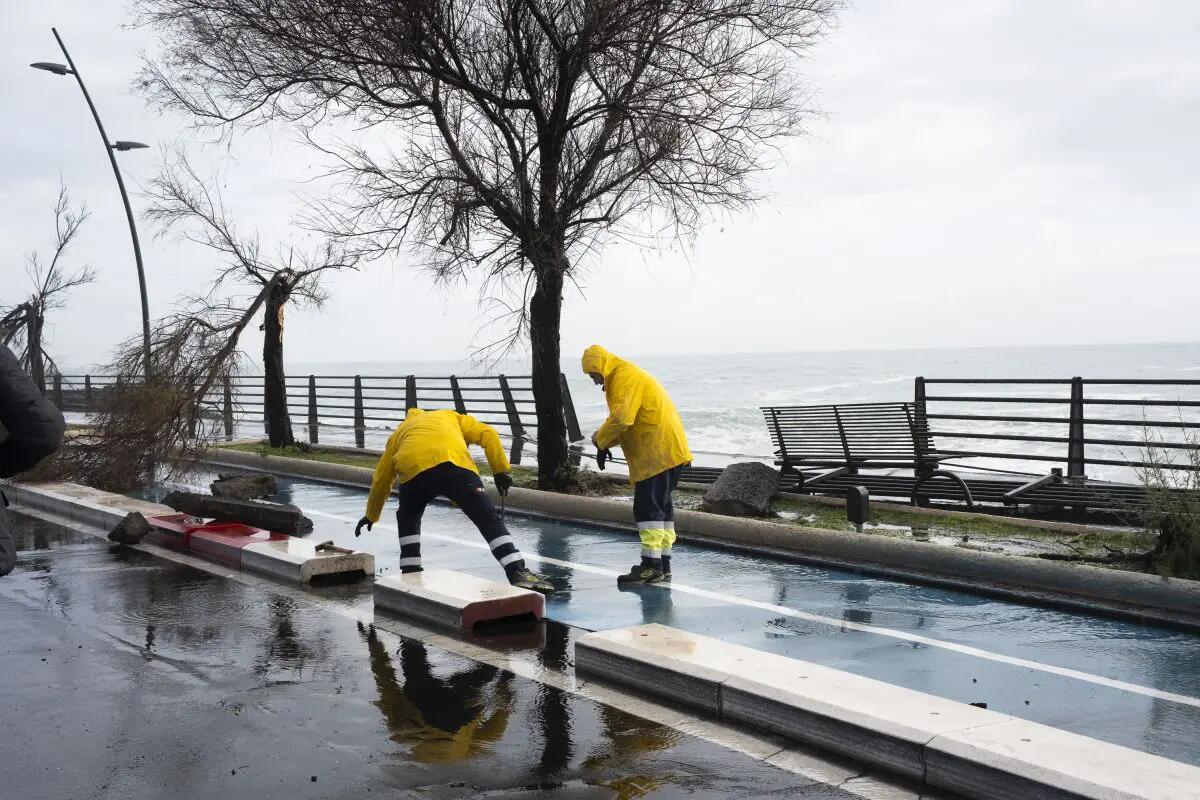 Bando della Regione per i primi aiuti dopo il Ciclone Harry - 