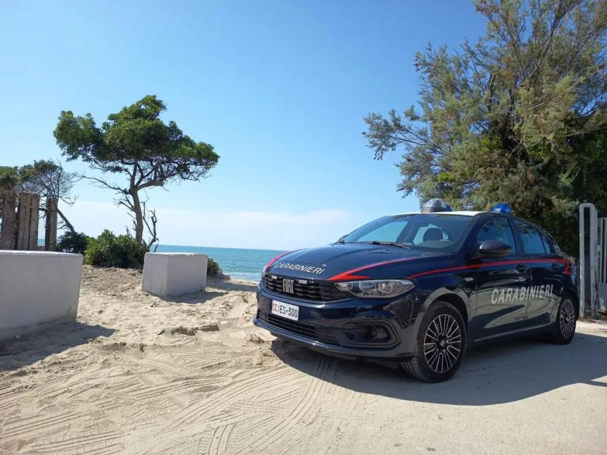 Trovato il cadavere di un uomo sulla spiaggia di Milazzo, in corso le indagini - 
