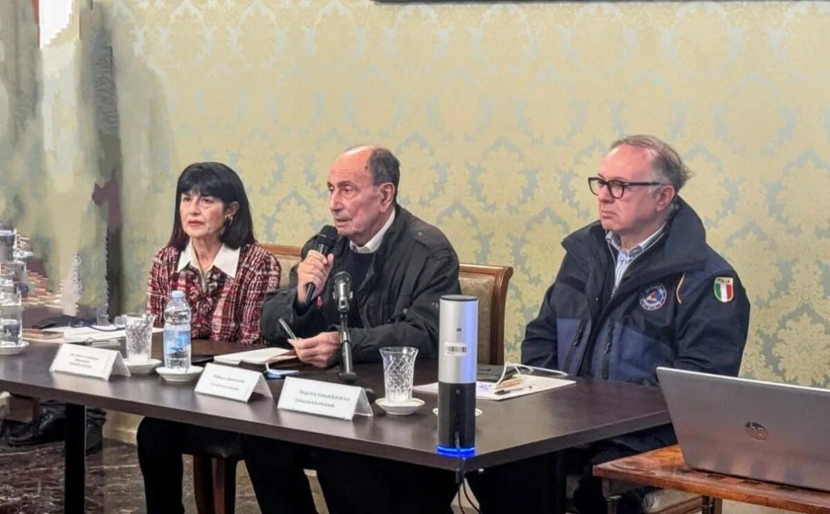 Maltempo, vertice in Prefettura a Messina. Schifani “Danni devastanti. Call con Meloni, CdM per l’emergenza nazionale già lunedì” - 