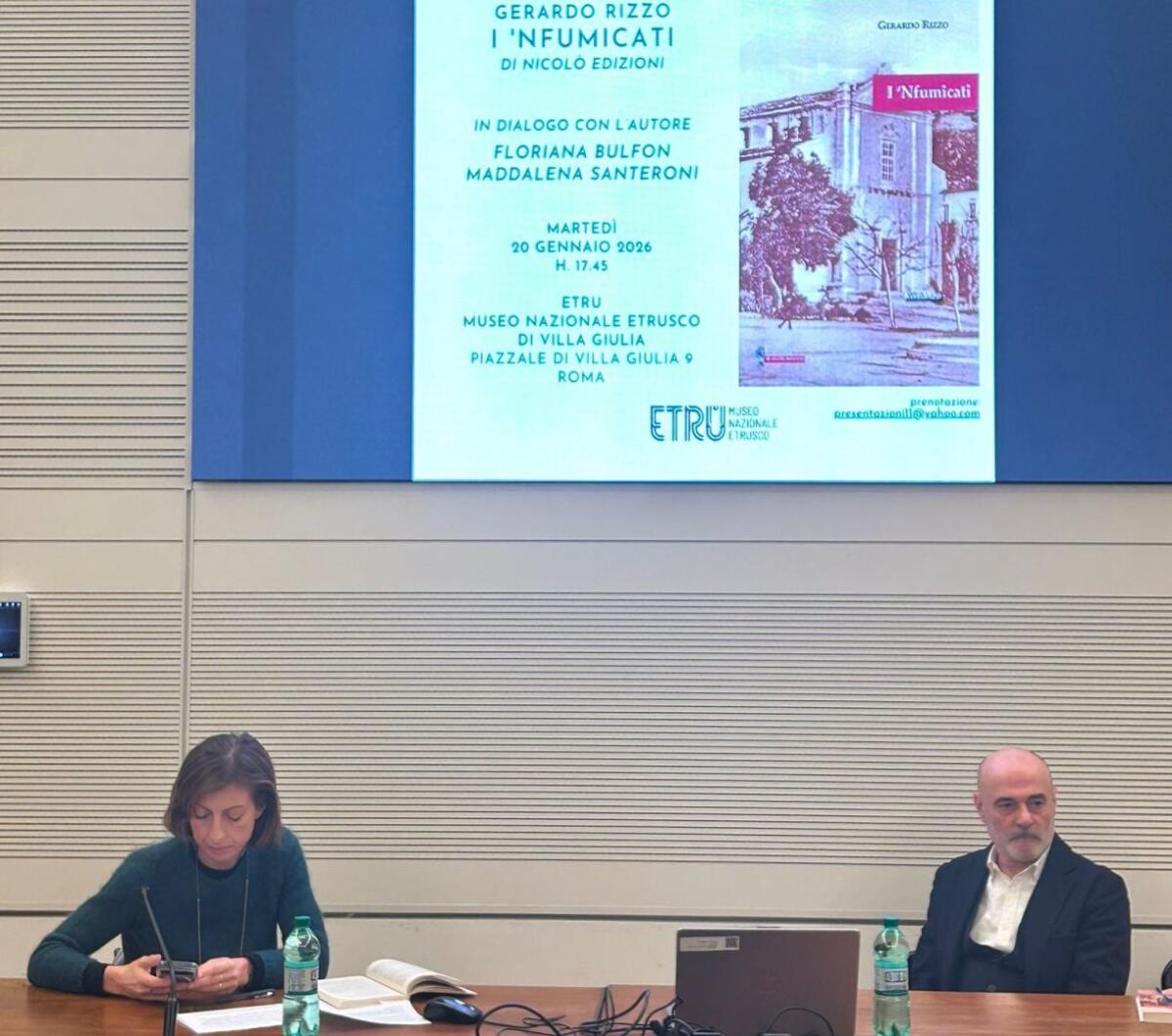 Gerardo Rizzo presenta il suo nuovo libro “I ‘Nfumicati”, sullo sfondo le bellezze di Messina - 