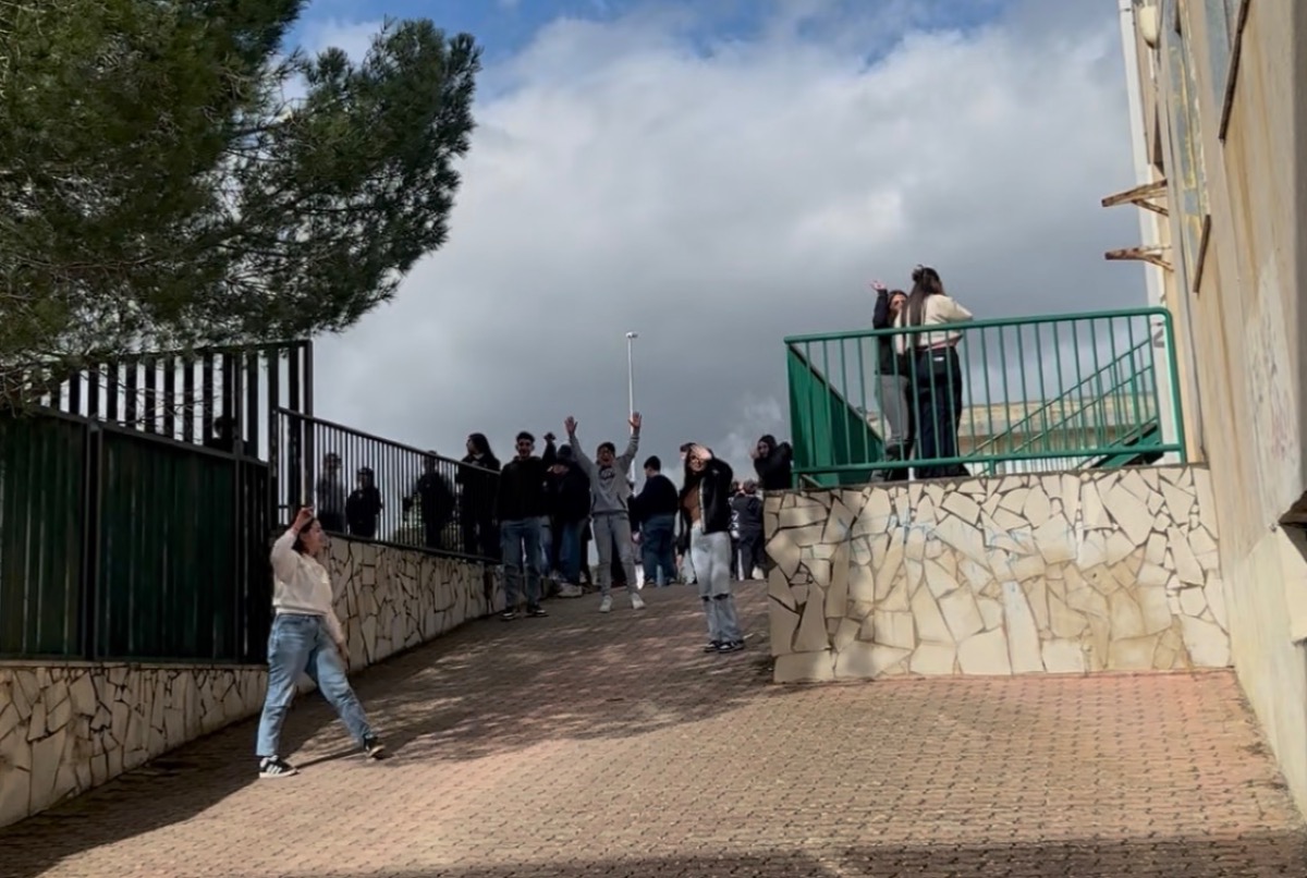 Niscemi torna alla normalità: scuole riaperte dopo la frana - 