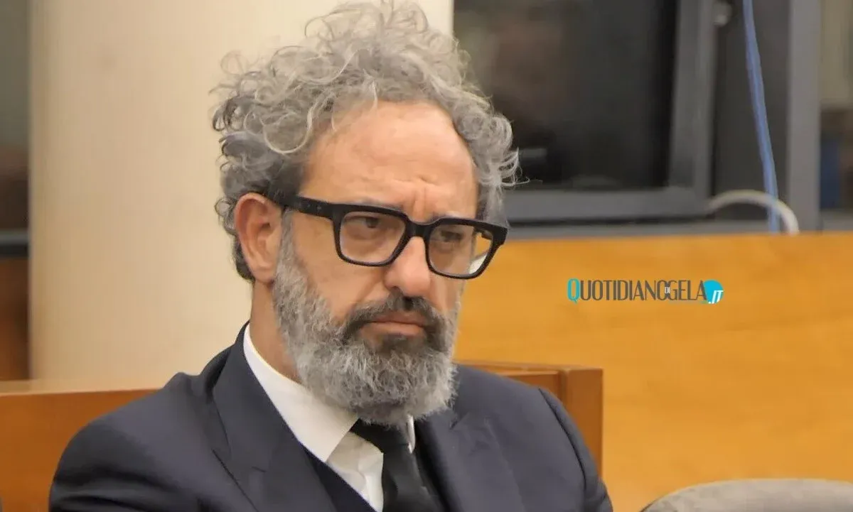 "Maggioranza nei ranghi, c'è una linea", Castellana: "Sindaco vuole mantenere equilibri, M5s? Si lavora per dialogo"   - Il capogruppo M5s Francesco Castellana