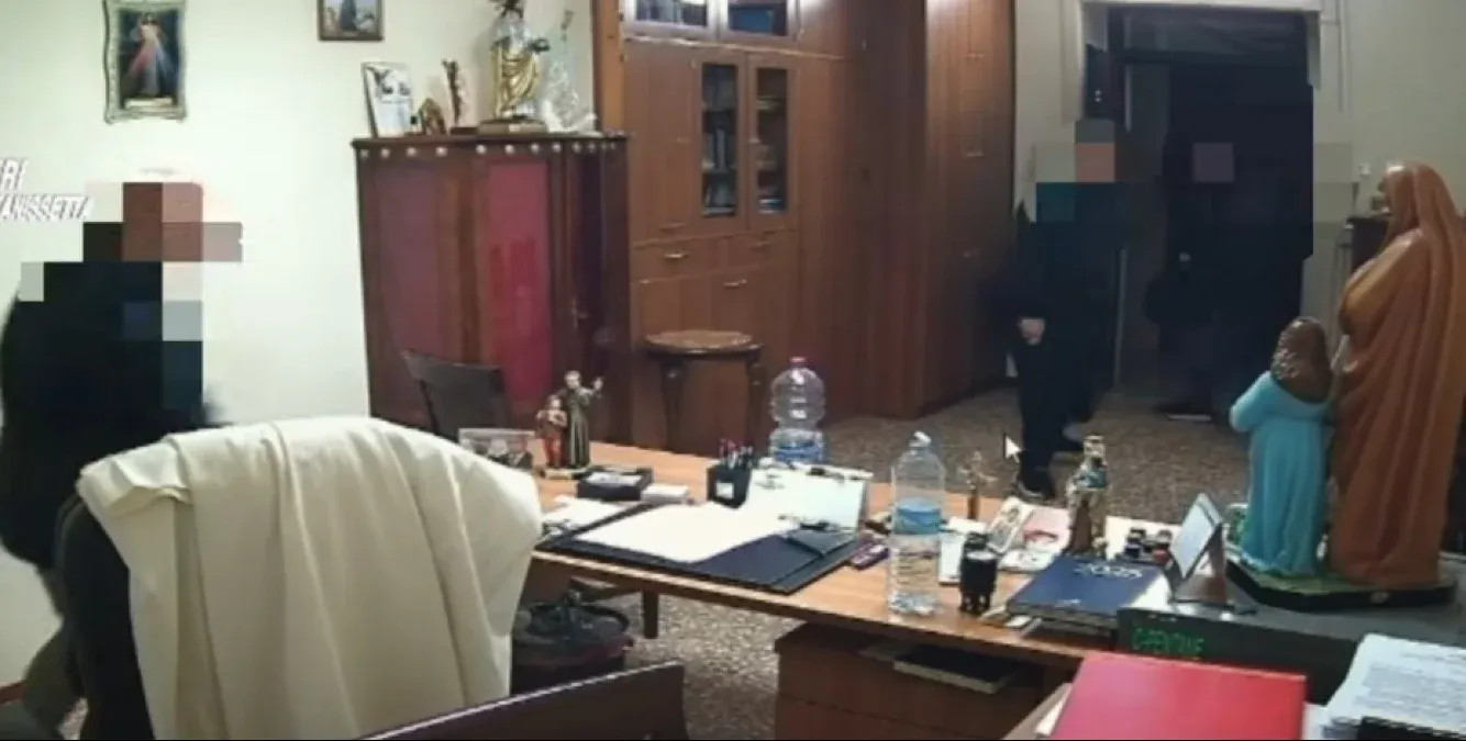 Don Nunzio Samà accoltellato in chiesa, giudizio immediato per il giovane aggressore - 