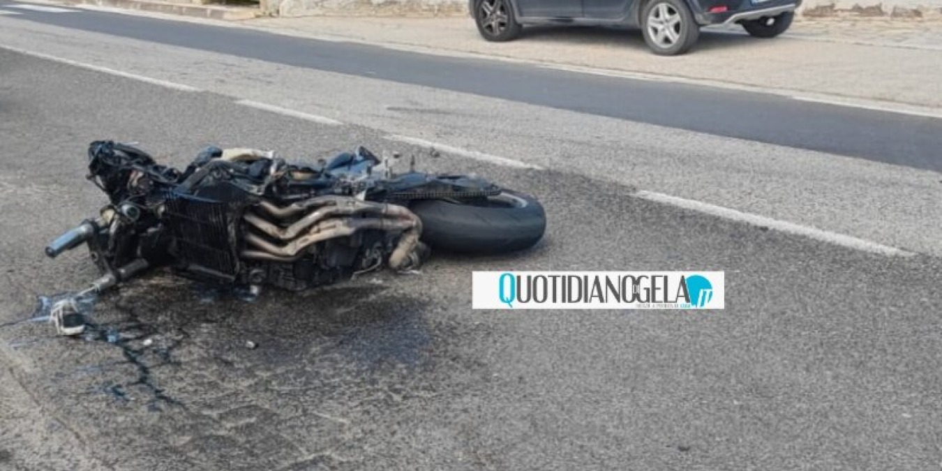 Incidente sul lungomare, esito tragico: morto il giovane centauro coinvolto  - 