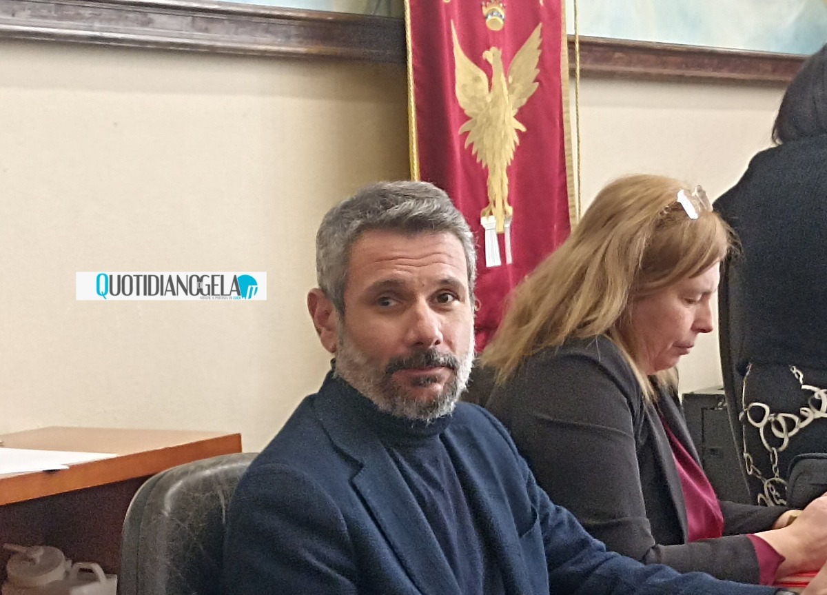 "Lavoro va avanti, con sindaco e gruppo M5s piena fiducia", Morgana: "Attacchi? Dibattito sempre utile" - L'assessore Simone Morgana