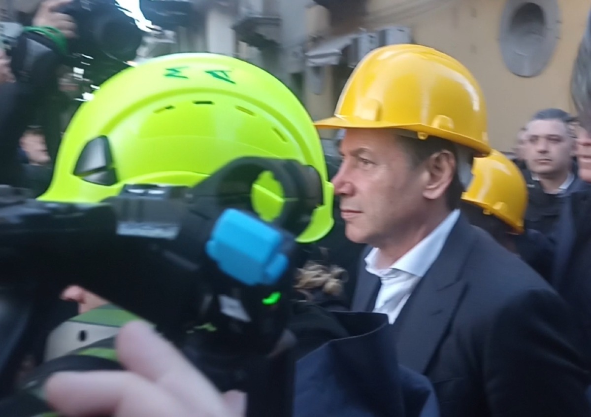 "Triste deserto causato dalla frana", Conte: "Più risorse, quest'area non è abusiva" - 
