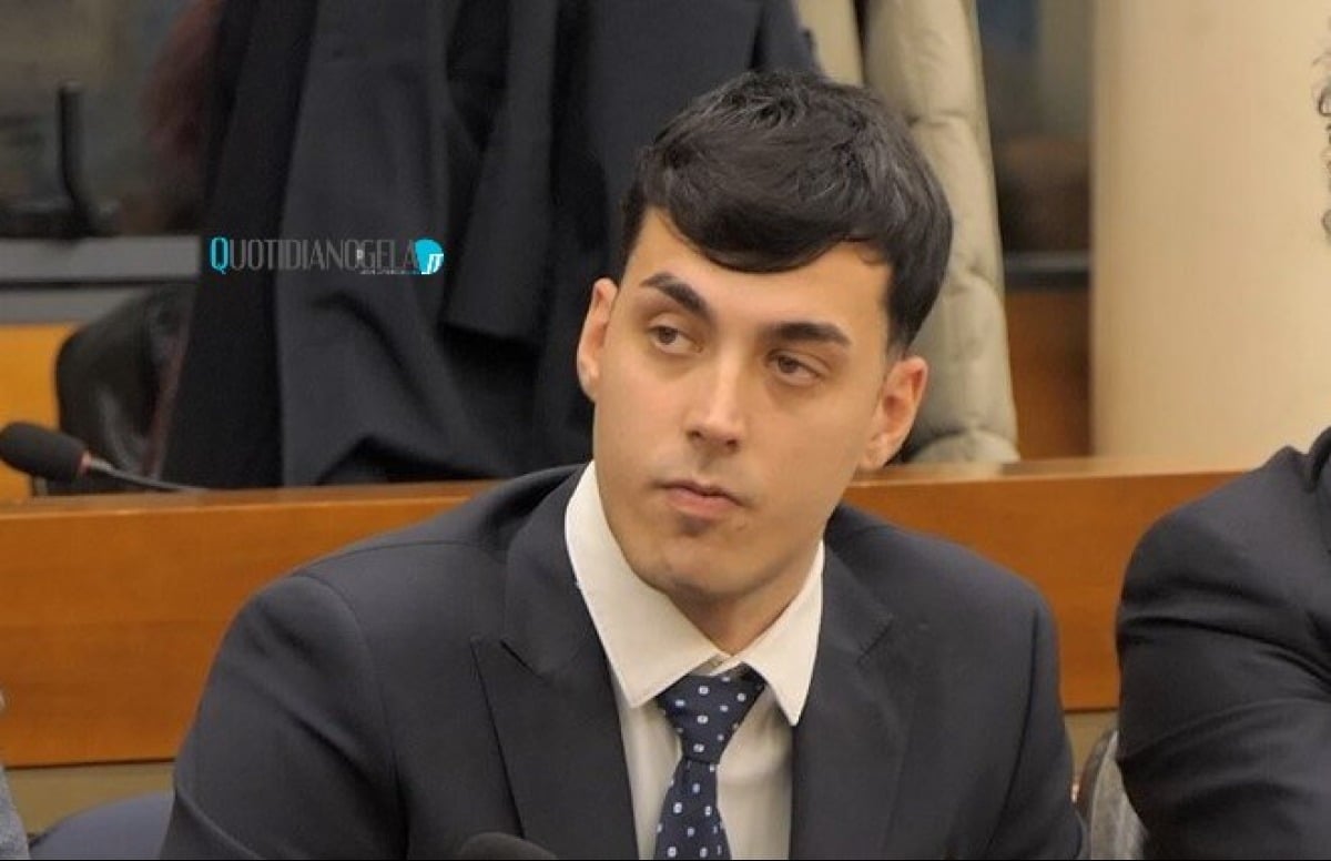 Tomasi: "Delirio di onnipotenza? Di chi ha obbligato i dem a lasciare l'aula"  - Il consigliere comunale M5s Vincenzo Tomasi 