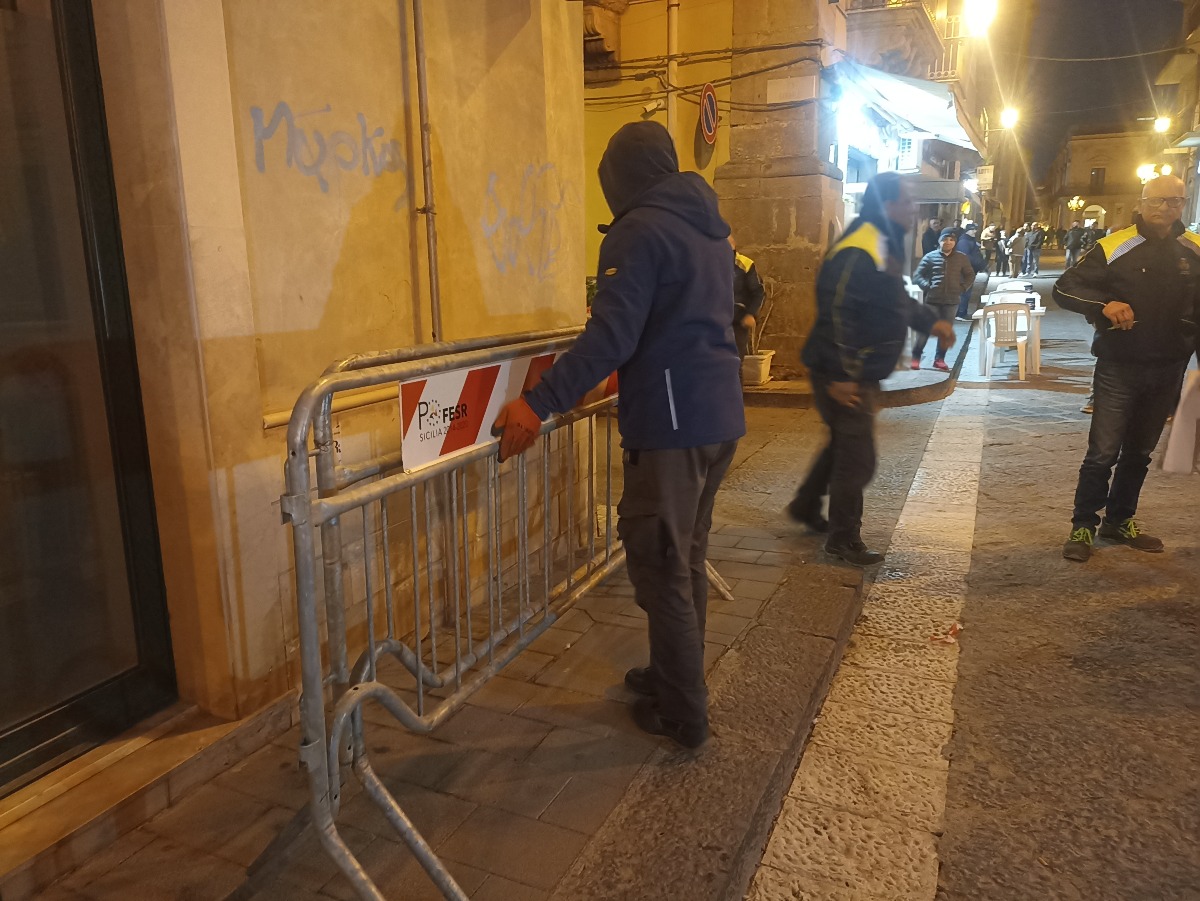 Rimosse le transenne in via IV Novembre, Conti: "Momento emozionante" - 