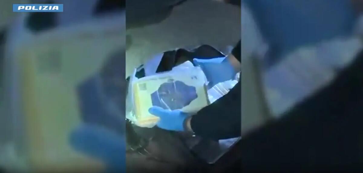 Maxi sequestro di droga a Catania, intercettati oltre 90kg di cocaina - 