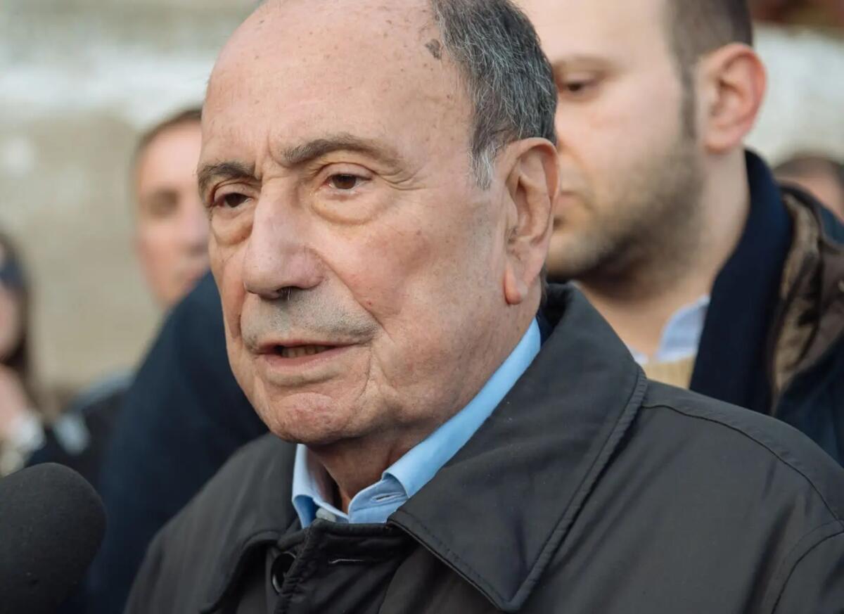 Schifani arrivato a Niscemi, riunione operativa al Comune sulla frana - 