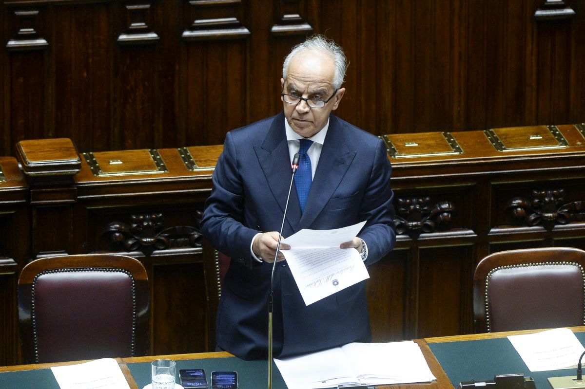 Stretta sulla sicurezza, Piantedosi al Senato: “Serve una norma che consenta un intervento preventivo” - 