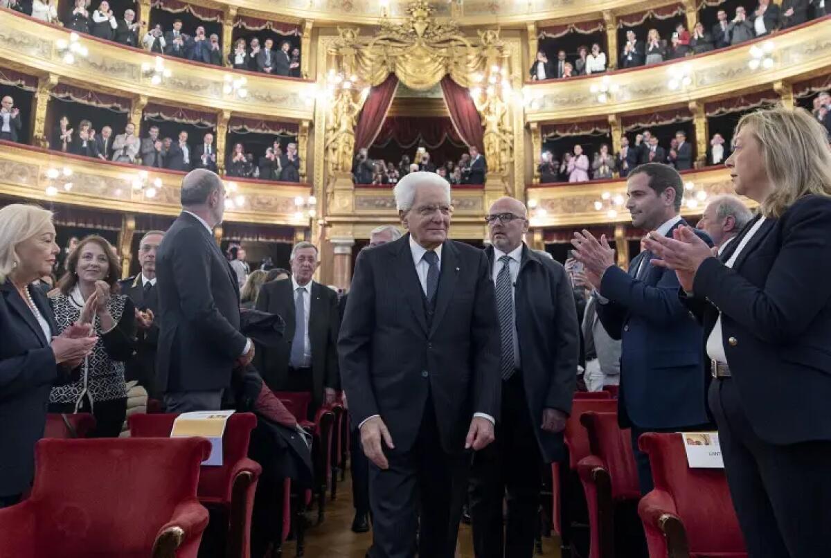 Mattarella al Teatro Massimo di Palermo per la Giornata dell’Orgoglio dell’appartenenza all’avvocatura e dei giovani / Video - 