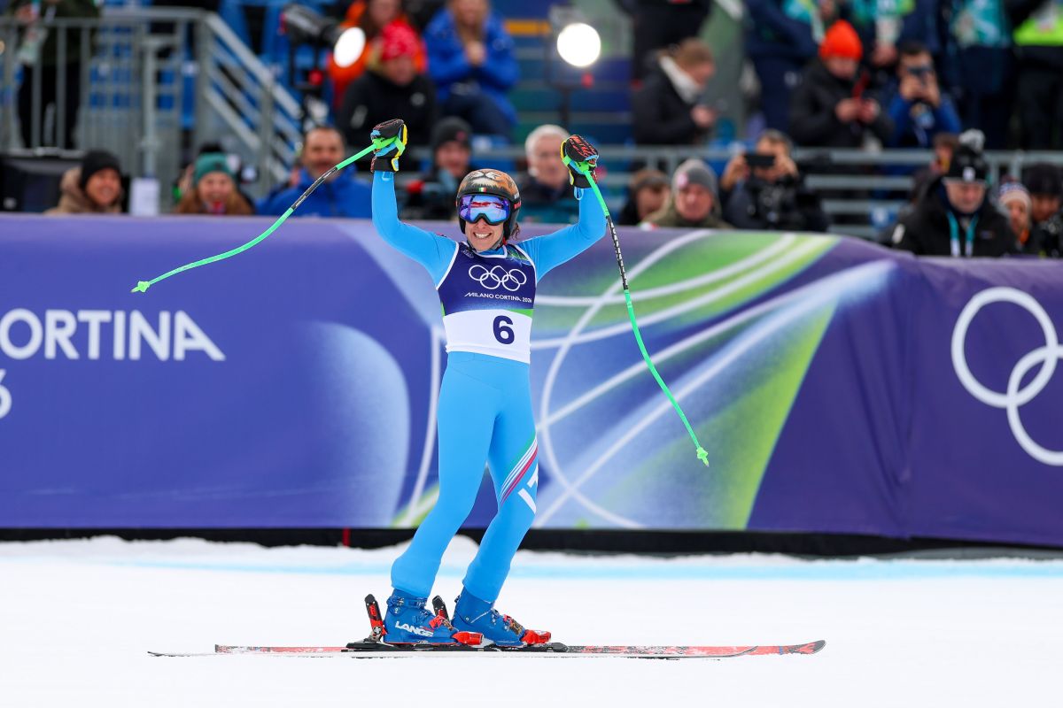 Capolavoro Brignone a Milano-Cortina, oro in supergigante davanti a Mattarella - 